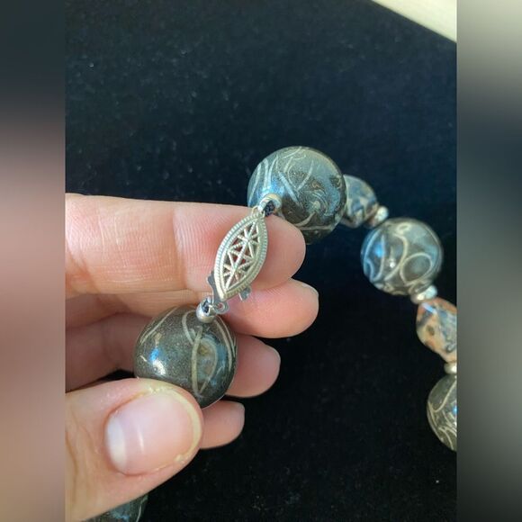 1950s Natural Tortilla Jasper Stone Collar Necklace - Picture 6 of 8